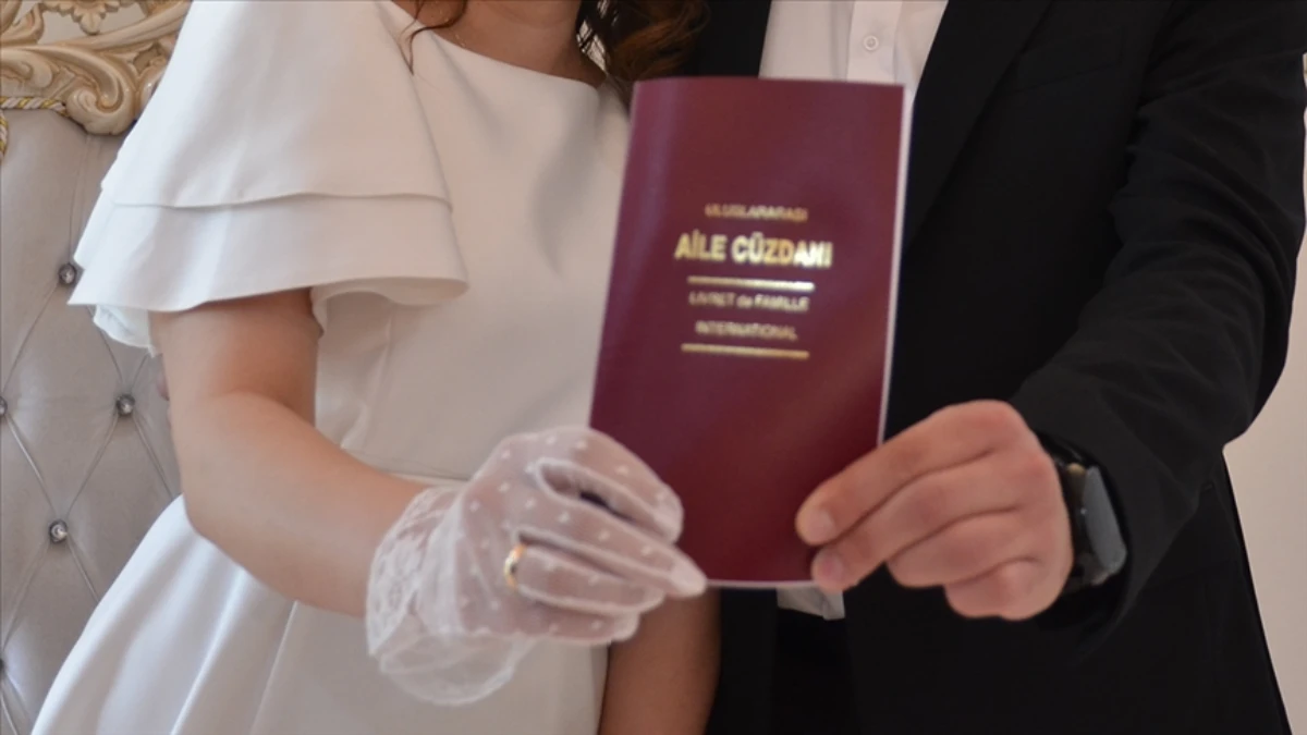 19 yeni marka daha katıldı: Evlilik desteğinde indirim ağı genişliyor 19 yeni marka daha katıldı: Evlilik desteğinde indirim ağı genişliyor