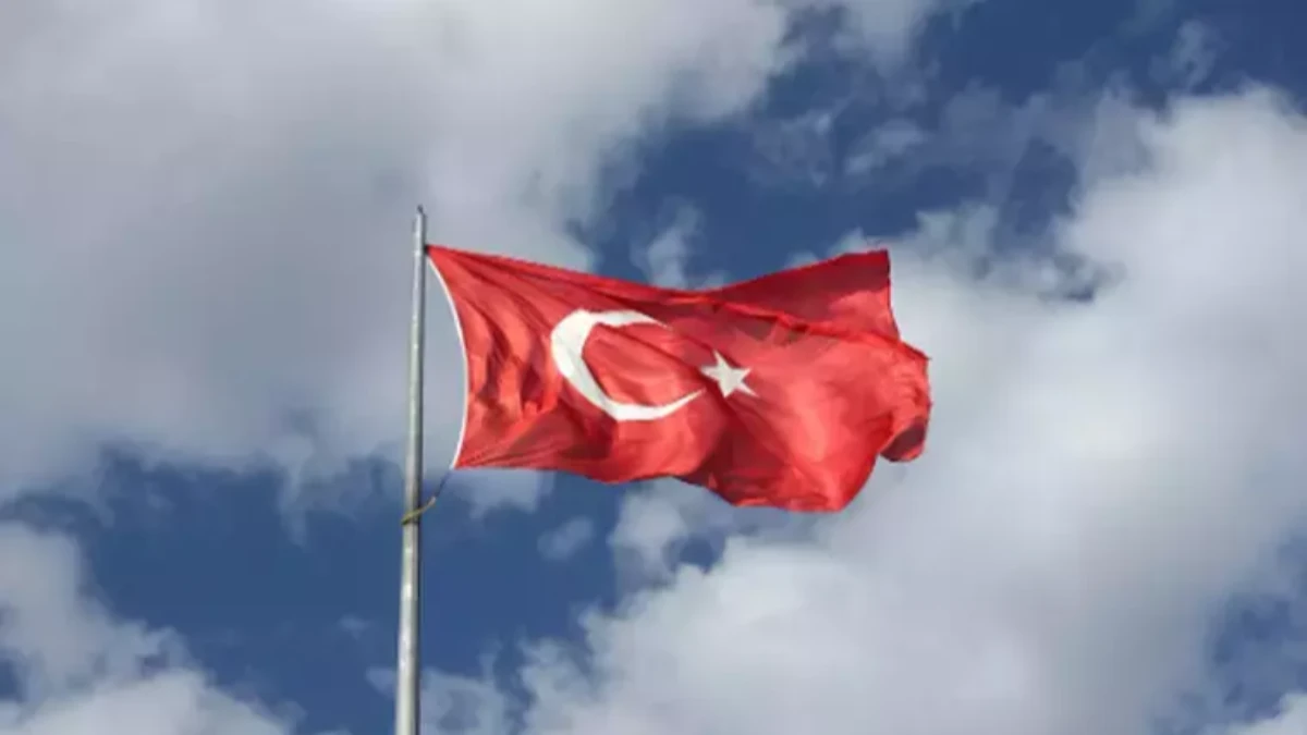 2025 19 MAYIS: 19 Mayıs’ta resmi tatil olacak mı, okullar tatil mi, hangi güne denk geliyor? 2025 19 MAYIS: 19 Mayıs’ta resmi tatil olacak mı, okullar tatil mi, hangi güne denk geliyor?