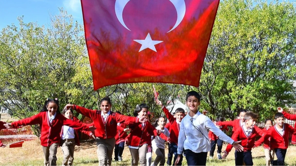 23 Nisan'da bir çok etkinlik çocuklarla buluşacak! İstanbul'da nerelere gidilir? 23 Nisan'da bir çok etkinlik çocuklarla buluşacak! İstanbul'da nerelere gidilir?