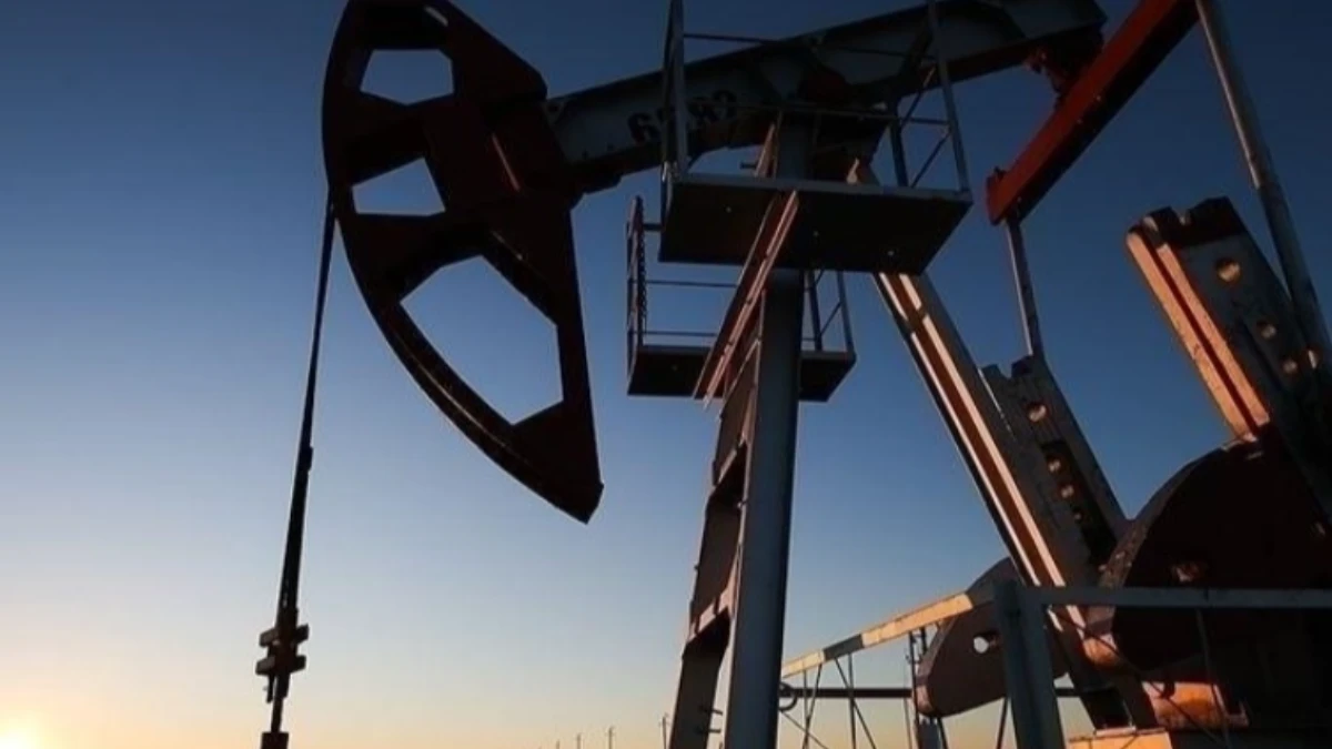 ABD'den petrol fiyatı tahmininde revizyon: Aşağı yönlü güncelledi ABD'den petrol fiyatı tahmininde revizyon: Aşağı yönlü güncelledi