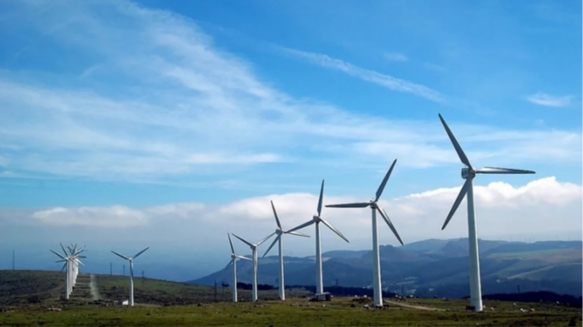 AB’de enerji dengesi değişti: Rüzgar ve güneş fosil yakıtları geride bıraktı