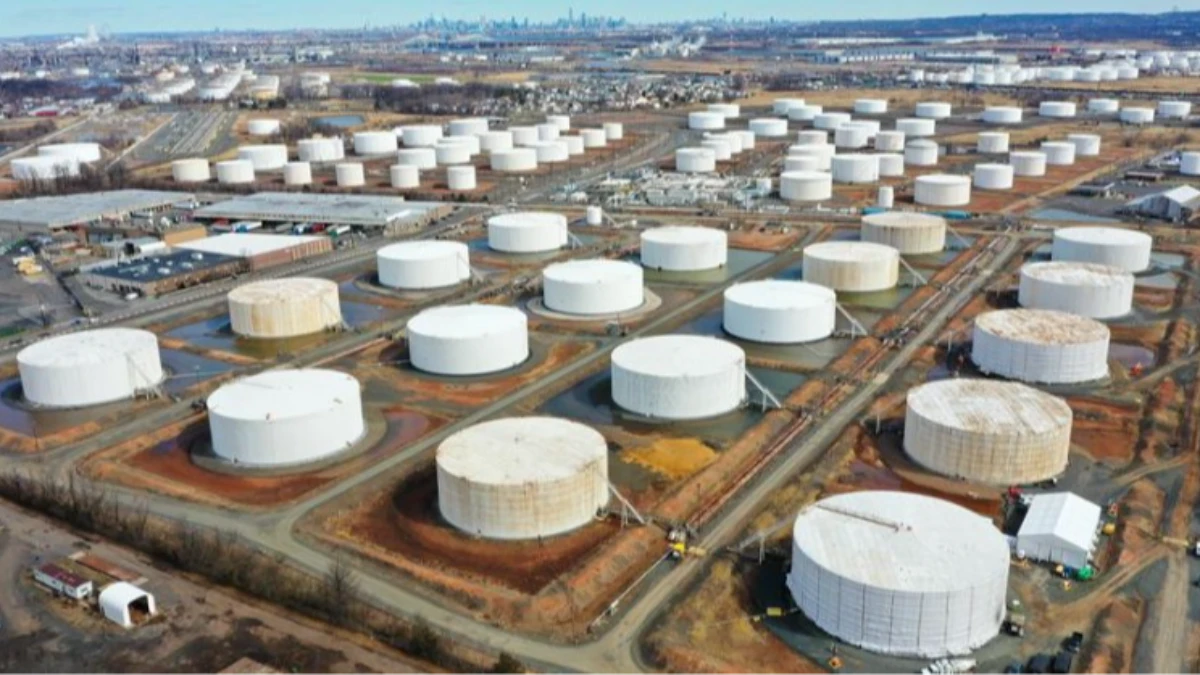 ABD'nin ticari ham petrol stokları 43 milyon 200 bin varile çıktı ABD'nin ticari ham petrol stokları 43 milyon 200 bin varile çıktı