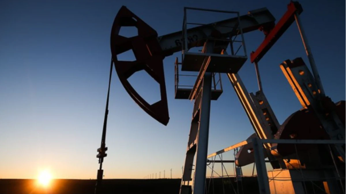 ABD'nin ticari ham petrol stokları azalmaya devam ediyor ABD'nin ticari ham petrol stokları azalmaya devam ediyor