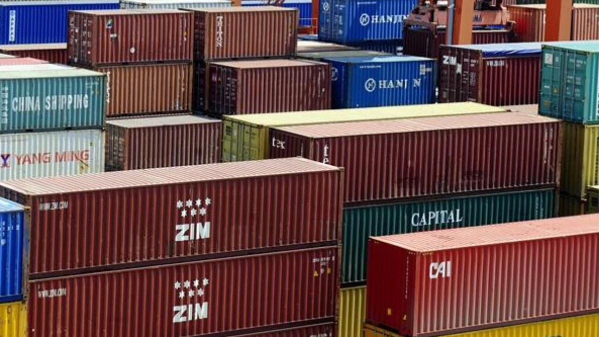 AB'nin aylık dış ticaret fazlası 8,1 milyar avro oldu AB'nin aylık dış ticaret fazlası 8,1 milyar avro oldu