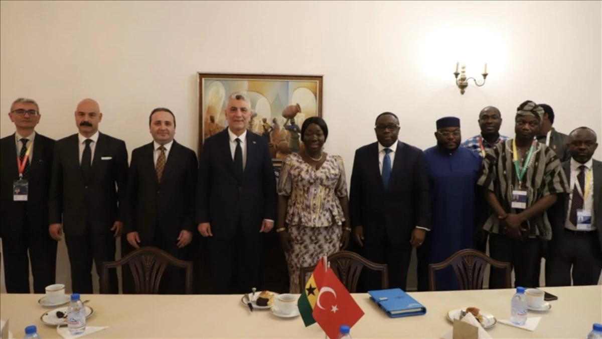 Afrika ile ticaret diplomasisi: Bakan Bolat Kamerun, Gana, Nijerya ve Somali heyetleriyle görüştü