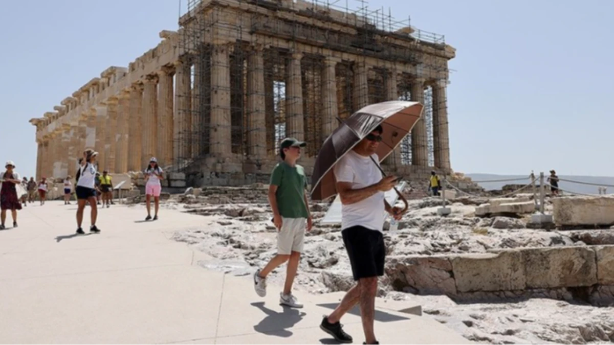 Akropolis ziyarete kapatıldı Akropolis ziyarete kapatıldı
