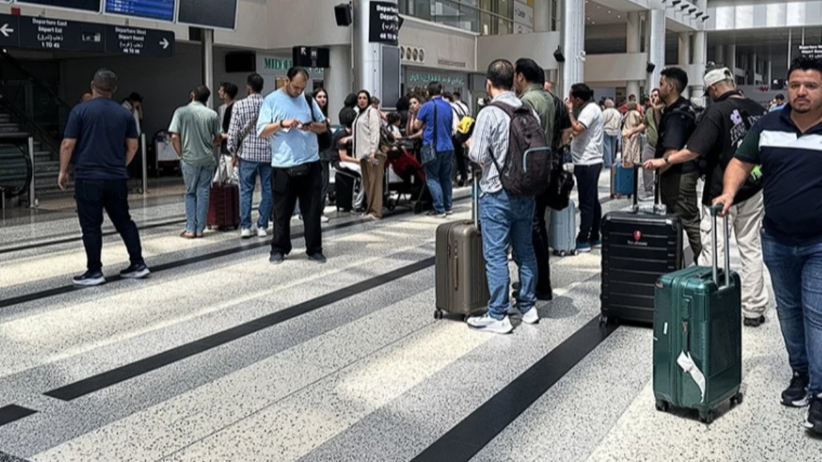 Almanya ve İsveç’ten vatandaşlarına İran’ı terk edin çağrısı Almanya ve İsveç’ten vatandaşlarına İran’ı terk edin çağrısı