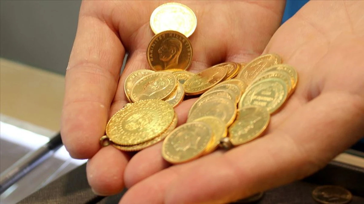 Altın gram fiyatı sert düştü! Gram, çeyrek, 22 ayar bilezik ve Cumhuriyet altını bugün ne kadar?