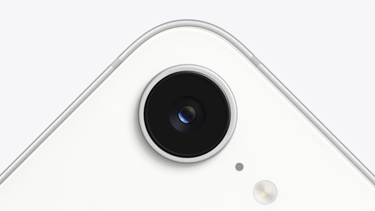 Apple, bütçe dostu iPhone 17e’yi 2026’da çıkaracak Apple, bütçe dostu iPhone 17e’yi 2026’da çıkaracak