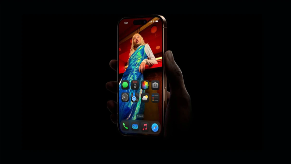 Apple, iPhone 17 Pro’da yansıma önleyici ekranı iptal etti Apple, iPhone 17 Pro’da yansıma önleyici ekranı iptal etti