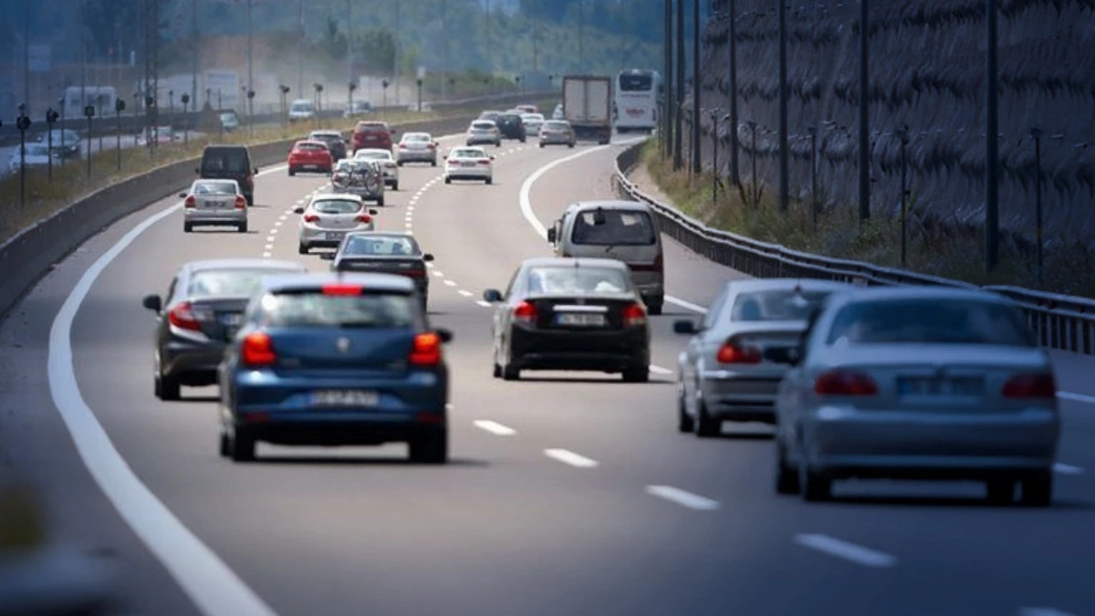 Araç sahipleri dikkat! Trafik sigortasında ‘haziran’ ayarı: İstanbul, Ankara ve İzmir’de fiyatlar belli oldu Araç sahipleri dikkat! Trafik sigortasında ‘haziran’ ayarı: İstanbul, Ankara ve İzmir’de fiyatlar belli oldu