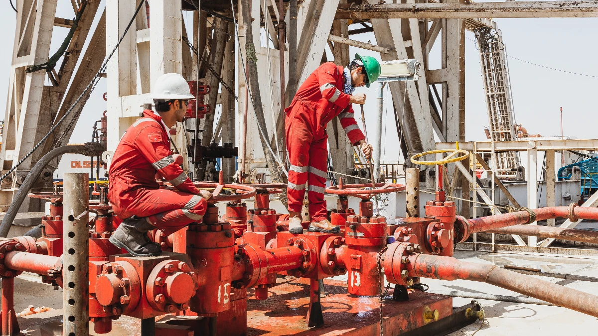 Arz fazlası petrol fiyatlarını aşağı çekiyor! Türkiye'ye avantaj sağlayabilir Arz fazlası petrol fiyatlarını aşağı çekiyor! Türkiye'ye avantaj sağlayabilir