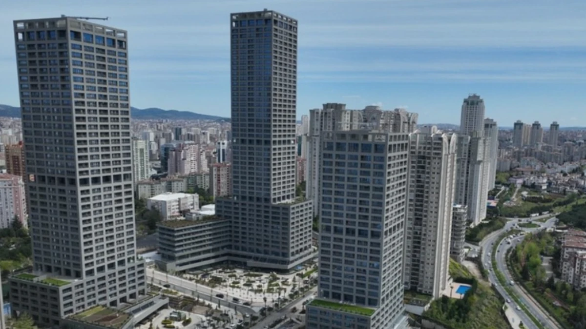 Ataşehir Modern'de ilk yerleşmeler başladı: TMSF güvencesiyle inşa edildi Ataşehir Modern'de ilk yerleşmeler başladı: TMSF güvencesiyle inşa edildi
