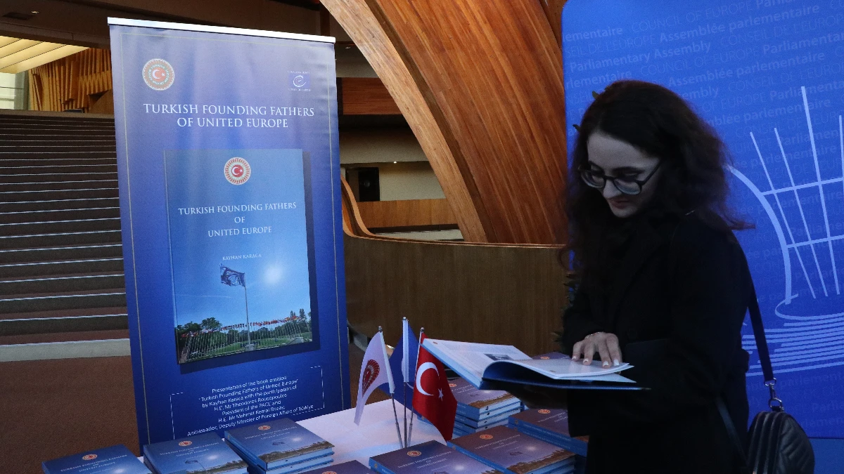 Avrupa Konseyi'nde yeni bir kitap yayınladı! Avrupa Konseyi'nde yeni bir kitap yayınladı!