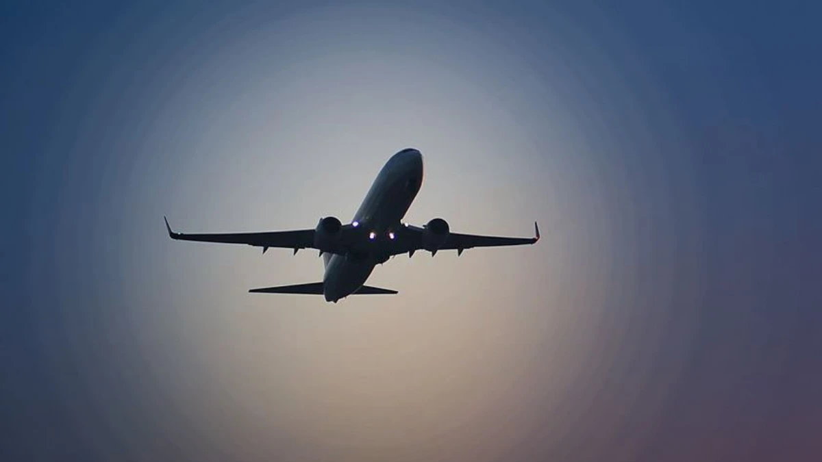 Avrupa'da jet yakıtı alarmı: Yaz sezonunda uçuş iptalleri ve zam riski kapıda