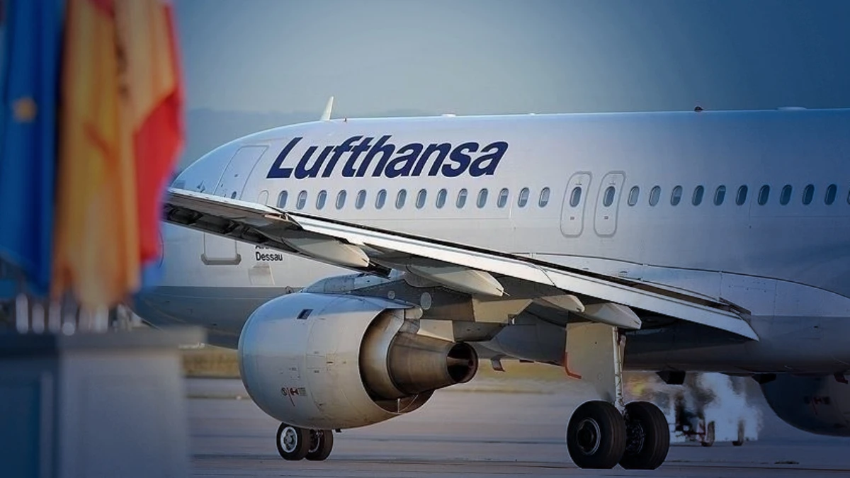 Avrupa'da jet yakıtı şoku: Lufthansa 20 bin uçuşu iptal edecek Avrupa'da jet yakıtı şoku: Lufthansa 20 bin uçuşu iptal edecek