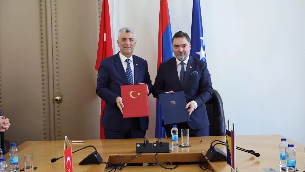 Bakan Bolat, Bosna Hersek'te: Ticaret hacmi 1 milyar doları aştı Bakan Bolat, Bosna Hersek'te: Ticaret hacmi 1 milyar doları aştı