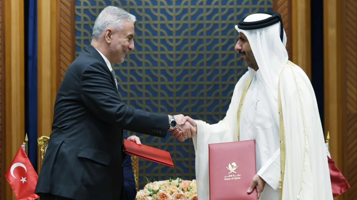 Bakan Bolat, Katarlı mevkidaşı Al Sani ile görüştü Bakan Bolat, Katarlı mevkidaşı Al Sani ile görüştü