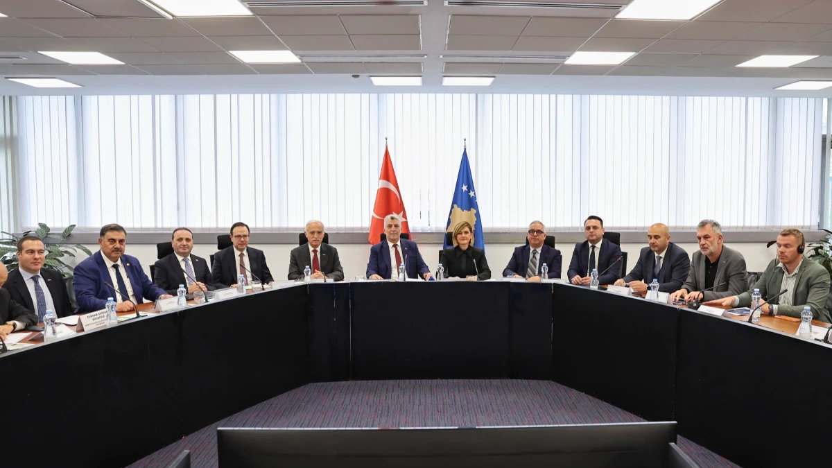 Bakan Bolat Kosova'da: Hizmet ticaretini kapsayan genişletilmiş anlaşma yolda Bakan Bolat Kosova'da: Hizmet ticaretini kapsayan genişletilmiş anlaşma yolda