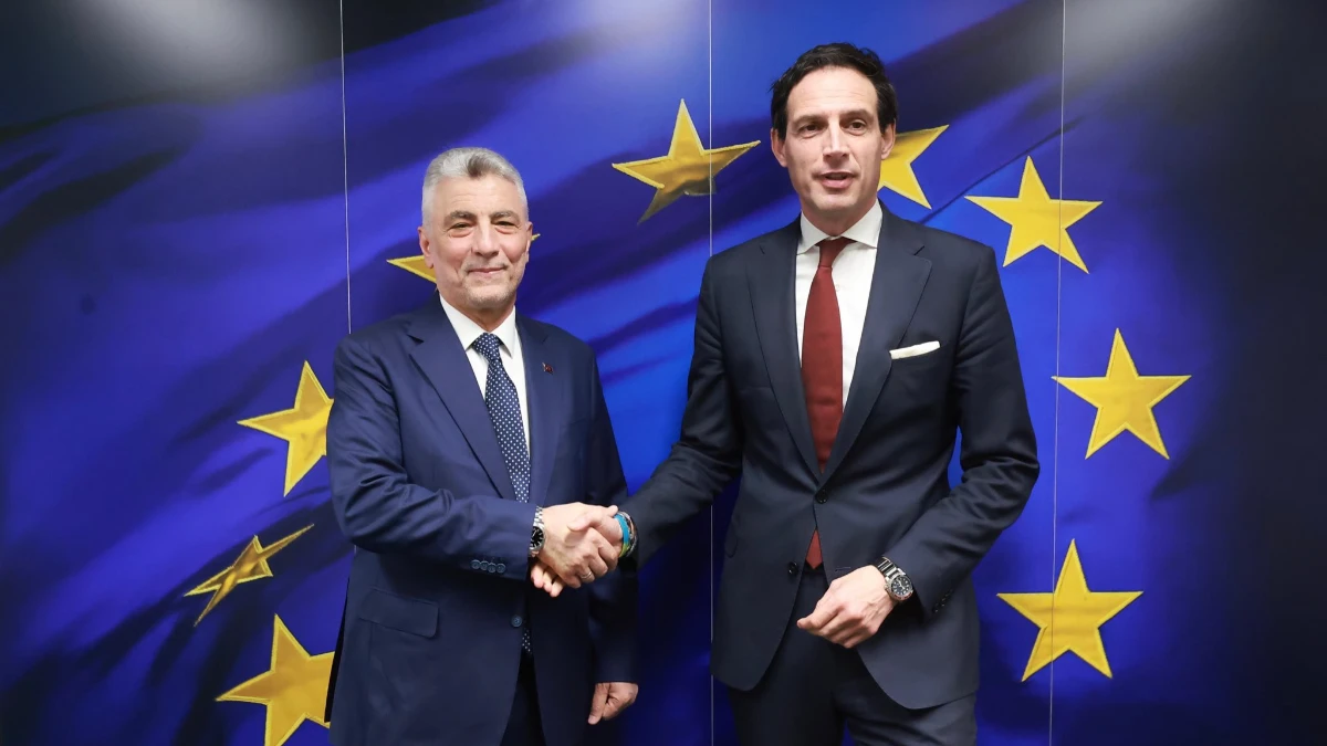 Bakan Bolat'tan Brüksel'de önemli temaslar: 'Made in EU' kapsamı için yoğun diplomasi trafiği Bakan Bolat'tan Brüksel'de önemli temaslar: 'Made in EU' kapsamı için yoğun diplomasi trafiği