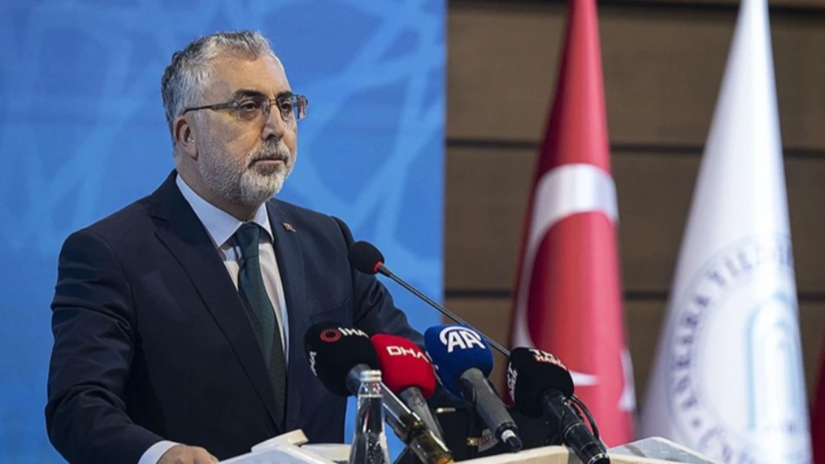 Bakan Işıkhan’dan Bakü’de birlik mesajı: Türk iş insanlarına tam destek Bakan Işıkhan’dan Bakü’de birlik mesajı: Türk iş insanlarına tam destek