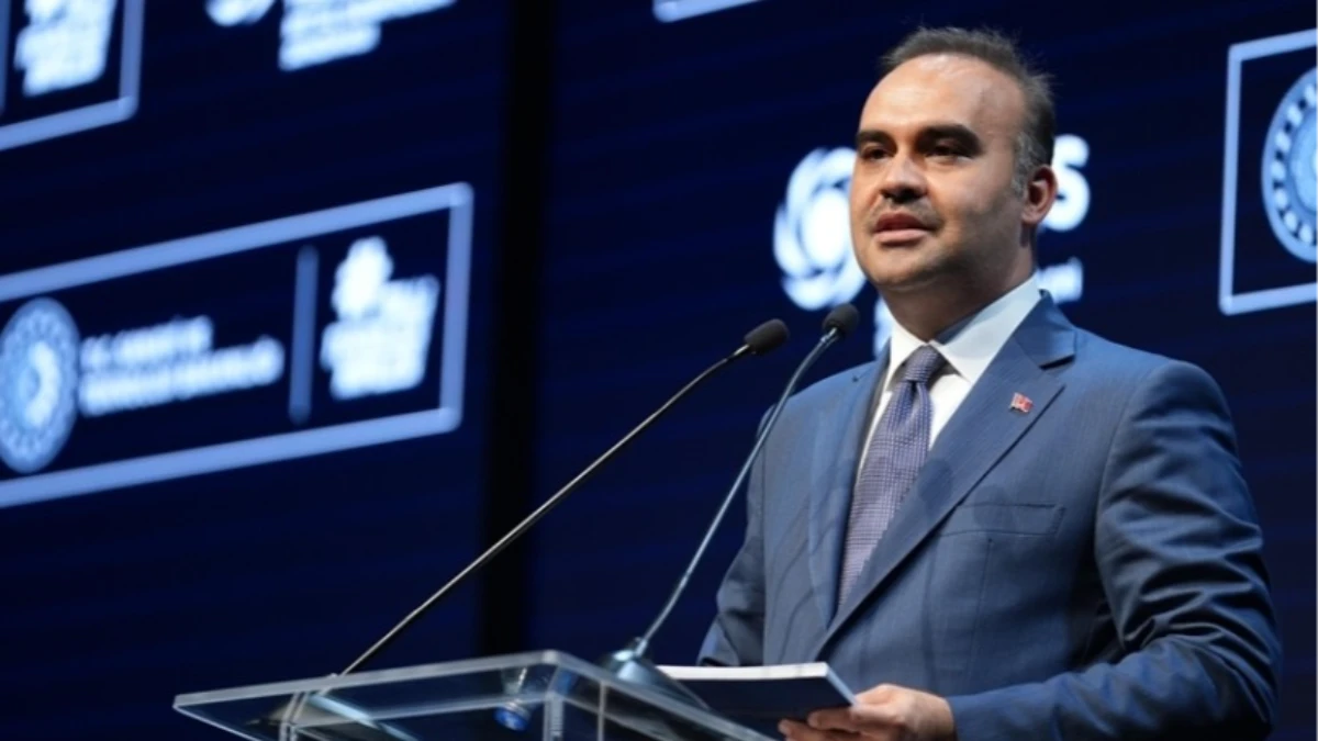 Bakan Kacır açıkladı: TÜBİTAK burs destekleri artırıldı Bakan Kacır açıkladı: TÜBİTAK burs destekleri artırıldı