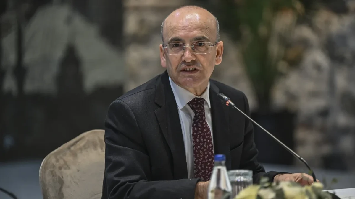 Bakan Şimşek: Sanayimizi teknoloji odaklı dönüştüreceğiz Bakan Şimşek: Sanayimizi teknoloji odaklı dönüştüreceğiz