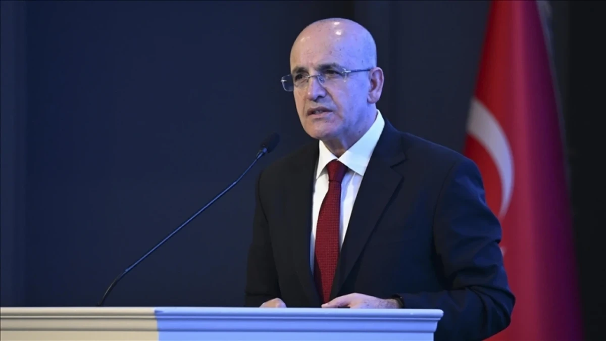 Bakan Şimşek'ten Trump tarifeleri için açıklama: Avantaj sağlayabilir Bakan Şimşek'ten Trump tarifeleri için açıklama: Avantaj sağlayabilir
