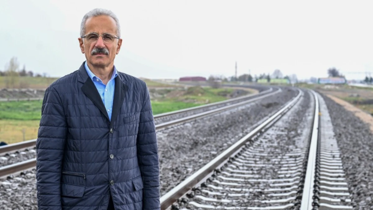 Bakan Uraloğlu açıkladı: Başkentray, Sincan üzerinden OSB ve Yenikent’e entegre edilecek Bakan Uraloğlu açıkladı: Başkentray, Sincan üzerinden OSB ve Yenikent’e entegre edilecek