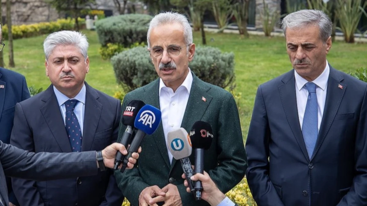 Bakan Uraloğlu’ndan KAIROS ve VIRAT gemileriyle ilgili açıklama Bakan Uraloğlu’ndan KAIROS ve VIRAT gemileriyle ilgili açıklama