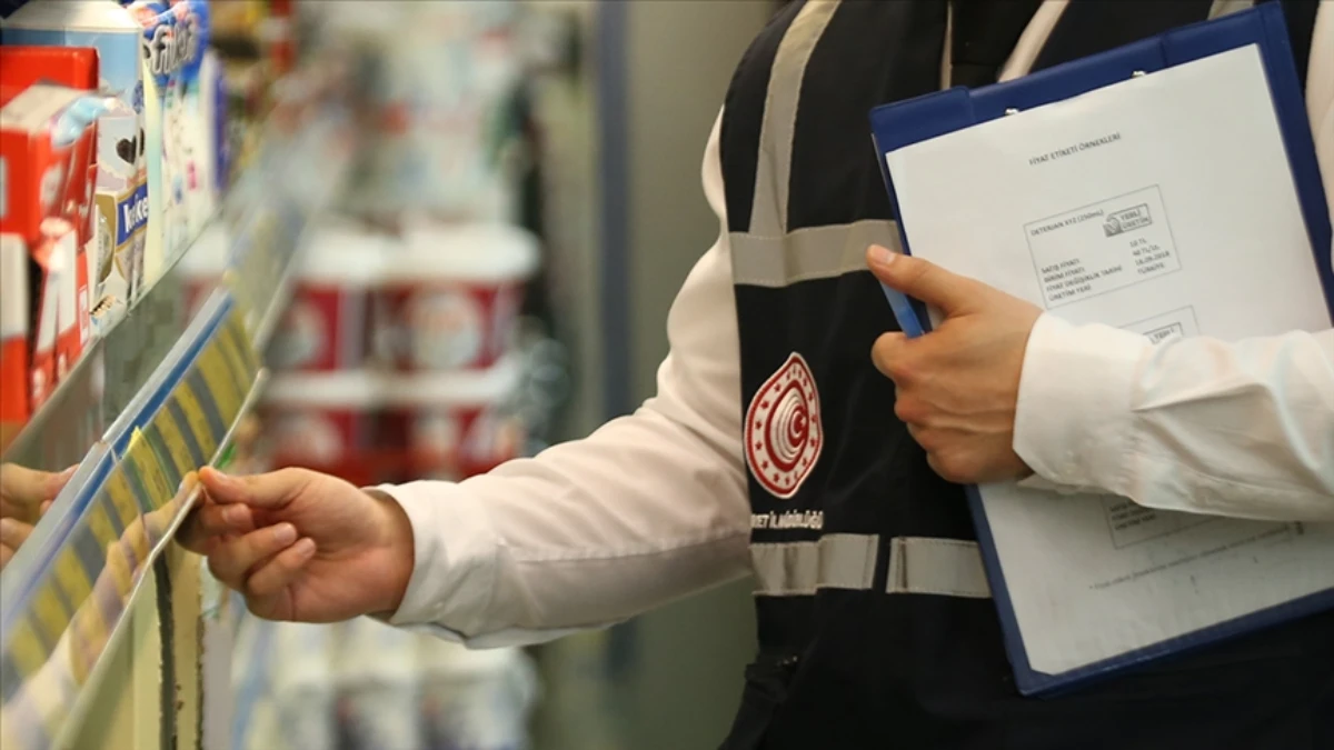 Bakanlık açıkladı! Fahiş fiyata ağır ceza: 289 firmaya 114,7 milyon lira Bakanlık açıkladı! Fahiş fiyata ağır ceza: 289 firmaya 114,7 milyon lira