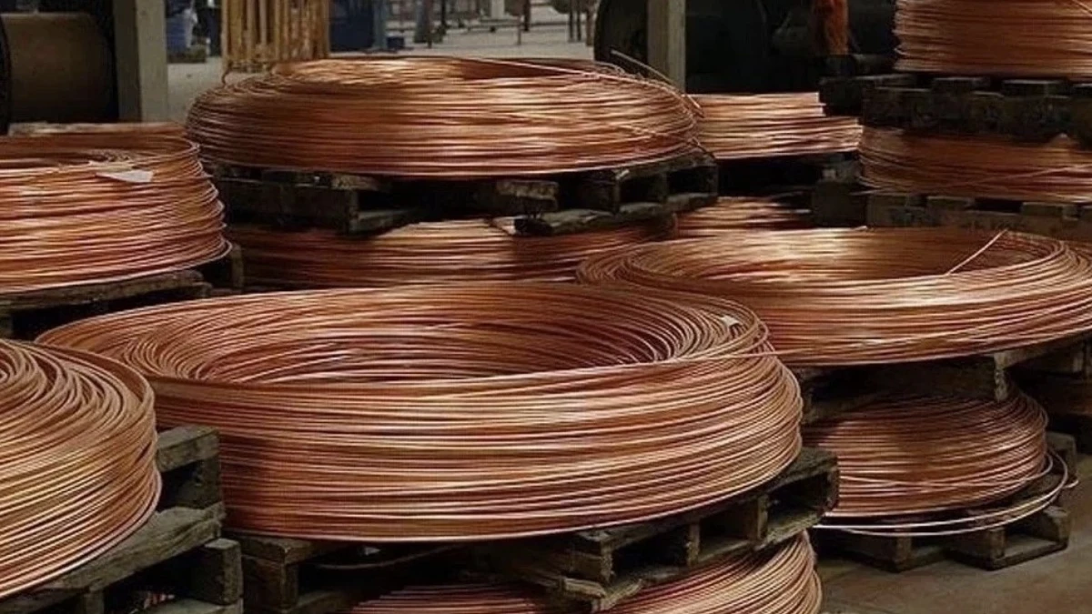 Bakır rekor kırdı: Nikel ve baz metaller arz endişeleriyle yükselişe geçti Bakır rekor kırdı: Nikel ve baz metaller arz endişeleriyle yükselişe geçti