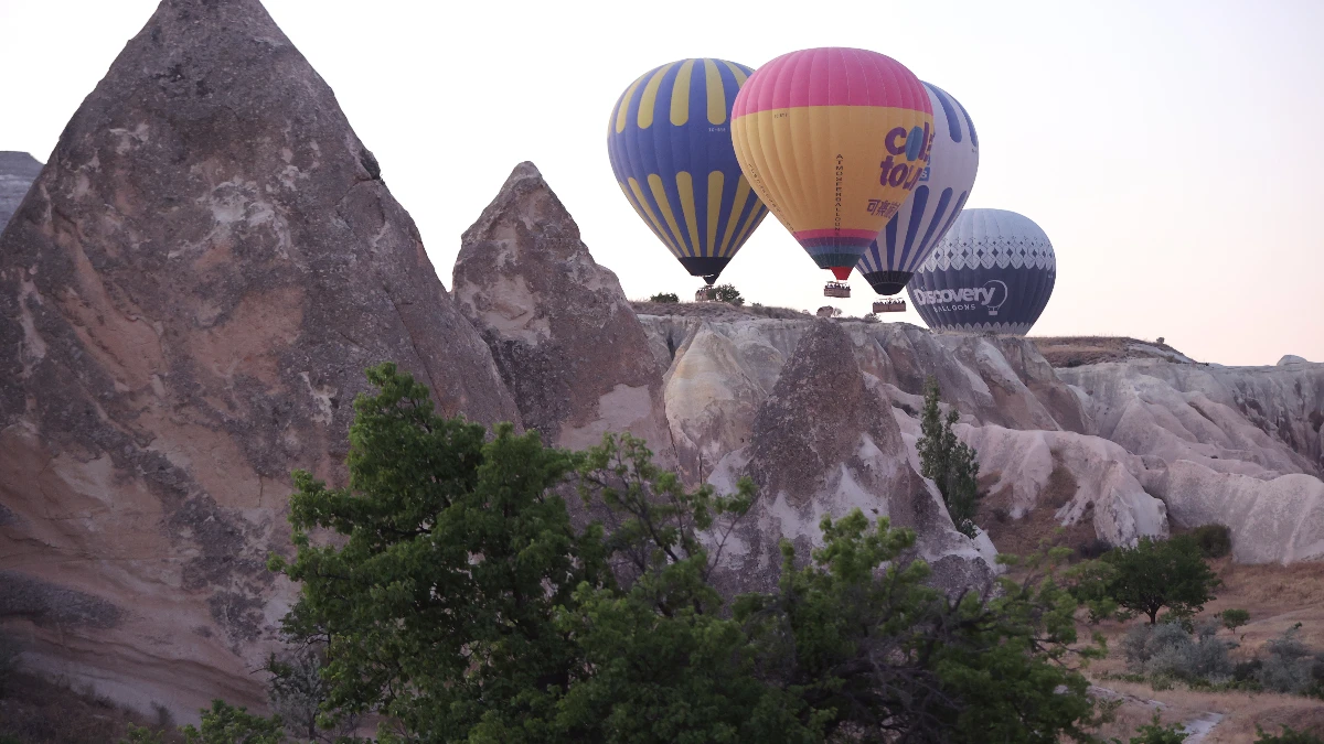Balonların turizme katkısı artıyor! Turistler bölgeyi gökyüzünden keşfetti Balonların turizme katkısı artıyor! Turistler bölgeyi gökyüzünden keşfetti