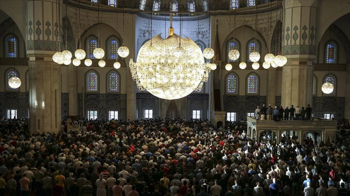 Bayram namazı saati kaçta? İşte il il 2026 Bayram namazı saati listesi Bayram namazı saati kaçta? İşte il il 2026 Bayram namazı saati listesi