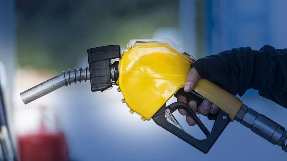 BENZİN, MAZOT FİYATI SON DAKİKA: Motorine indirim geliyor! Benzine indirim, zam haberi var mı? BENZİN, MAZOT FİYATI SON DAKİKA: Motorine indirim geliyor! Benzine indirim, zam haberi var mı?
