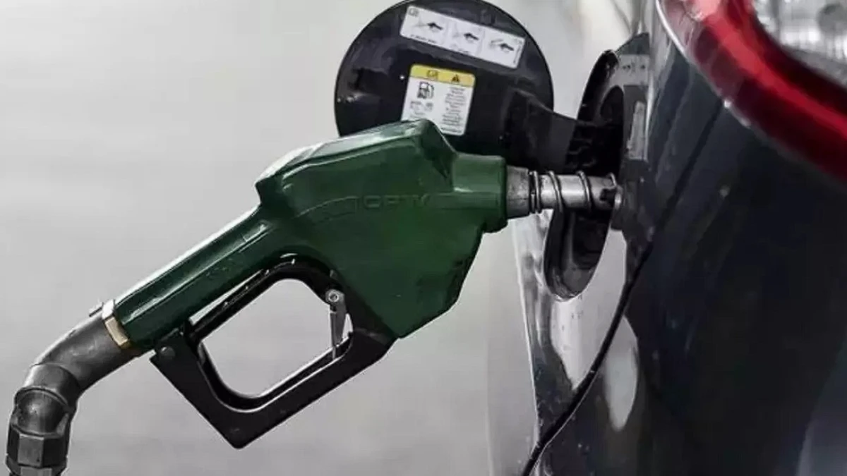 Benzine indirim, zam haberi var mı? Benzin, mazot fiyatı ne kadar? İşte 8 Şubat 2026 akaryakıt fiyatları Benzine indirim, zam haberi var mı? Benzin, mazot fiyatı ne kadar? İşte 8 Şubat 2026 akaryakıt fiyatları