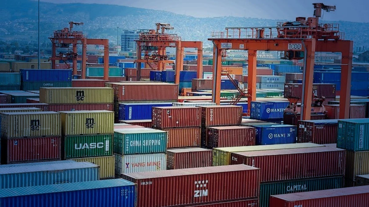 Birleşik Krallık'a ihracata tarihi rekor: 2 milyar 244 milyon dolarlık hacme ulaşıldı Birleşik Krallık'a ihracata tarihi rekor: 2 milyar 244 milyon dolarlık hacme ulaşıldı