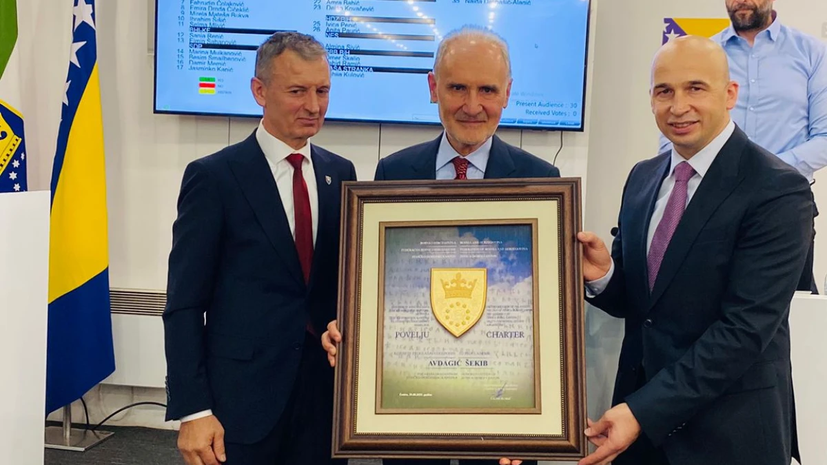 Bosna'dan anlamlı unvan! İTO Başkanı Şekib Avdagiç: Ekonomik ve kültürel bağları güçlendirmeye gayret ediyorum Bosna'dan anlamlı unvan! İTO Başkanı Şekib Avdagiç: Ekonomik ve kültürel bağları güçlendirmeye gayret ediyorum