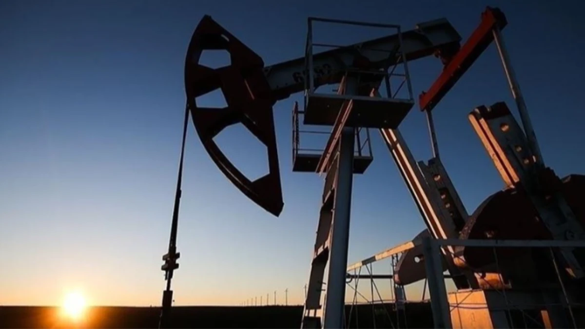 Brent petrolün varili 64 dolar seviyesine yaklaştı Brent petrolün varili 64 dolar seviyesine yaklaştı