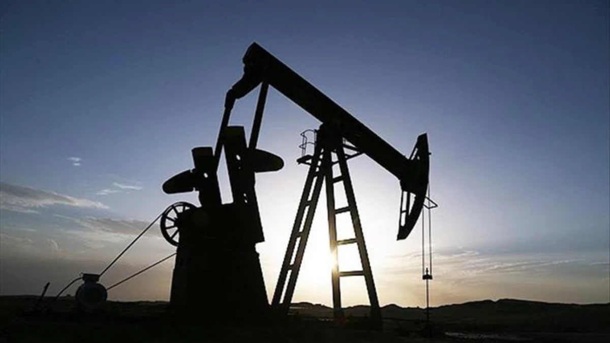 Brent petrolün varili 67,30 dolardan işlem görüyor Brent petrolün varili 67,30 dolardan işlem görüyor
