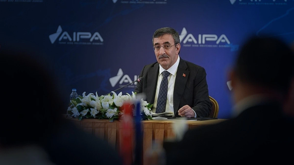 Cevdet Yılmaz: Türkiye üst gelir ligine giriyor Cevdet Yılmaz: Türkiye üst gelir ligine giriyor