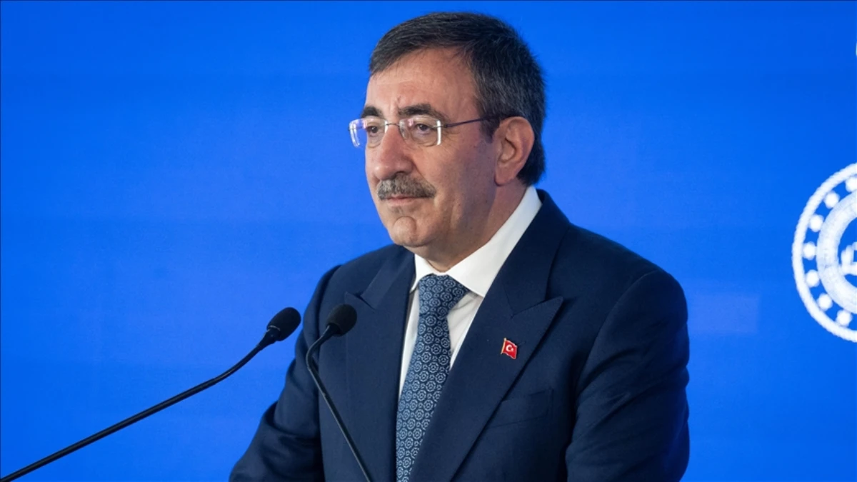 Cevdet Yılmaz'dan piyasalara güven mesajı: Tüm önlemleri aldık Cevdet Yılmaz'dan piyasalara güven mesajı: Tüm önlemleri aldık