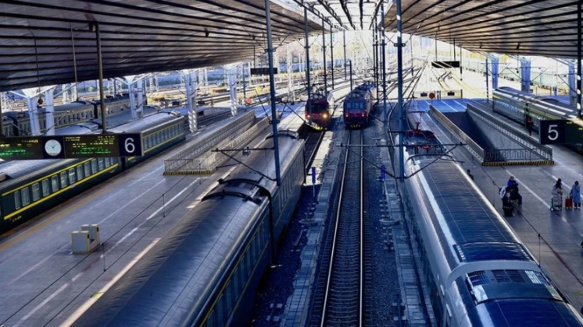 Çin'de test treni faciaya yol açtı! Çin'de test treni faciaya yol açtı!