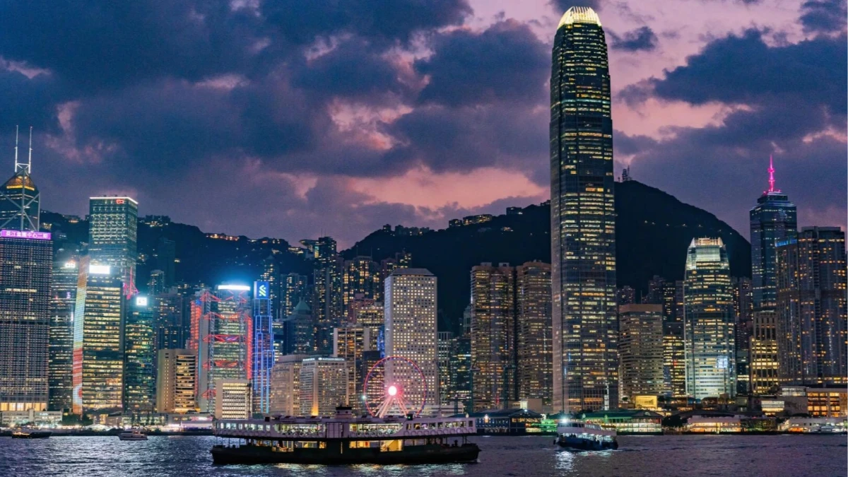 Çin’e açılan kapı Hong Kong’da iş fırsatları değerlendirildi Çin’e açılan kapı Hong Kong’da iş fırsatları değerlendirildi