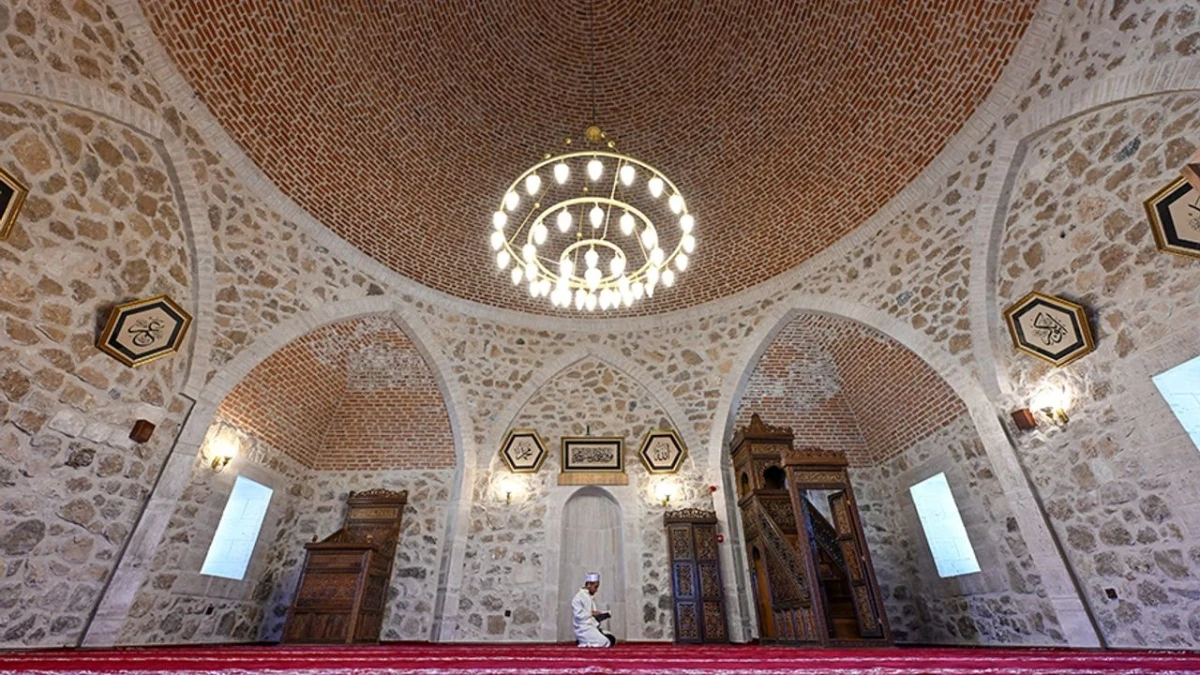 Cuma namazı vakti 2 Ocak| Cuma namazı ne zaman, ezan saat kaçta okunuyor? Diyanet namaz vakitleri Cuma namazı vakti 2 Ocak| Cuma namazı ne zaman, ezan saat kaçta okunuyor? Diyanet namaz vakitleri