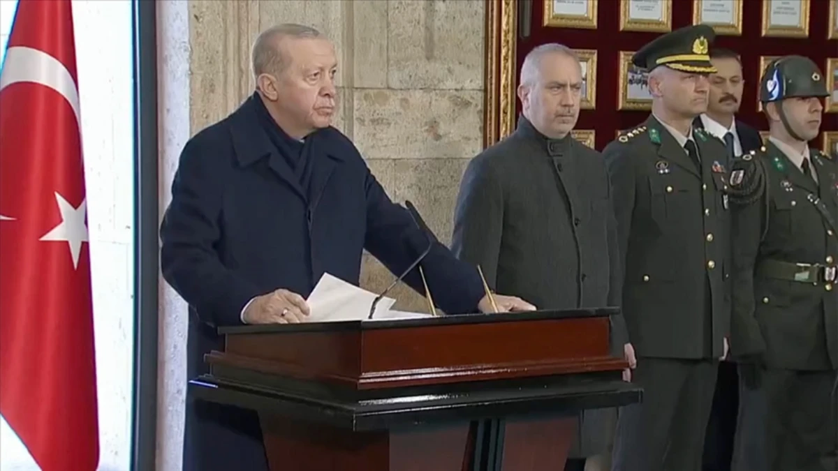Cumhurbaşkanı Erdoğan Anıtkabir'de: Atatürk'ün vefatının 87. yılında dikkat çeken mesaj Cumhurbaşkanı Erdoğan Anıtkabir'de: Atatürk'ün vefatının 87. yılında dikkat çeken mesaj