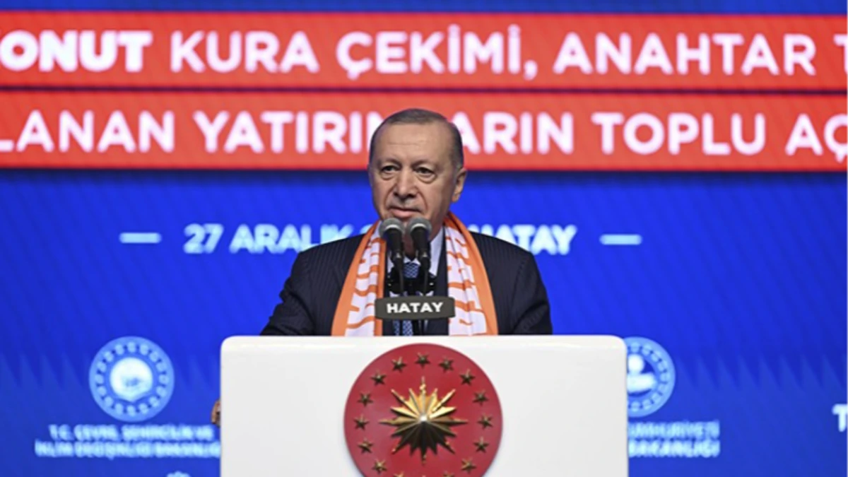 Cumhurbaşkanı Erdoğan Hatay’da açıkladı: 455 bininci afet konutu hak sahiplerine teslim edildi Cumhurbaşkanı Erdoğan Hatay’da açıkladı: 455 bininci afet konutu hak sahiplerine teslim edildi