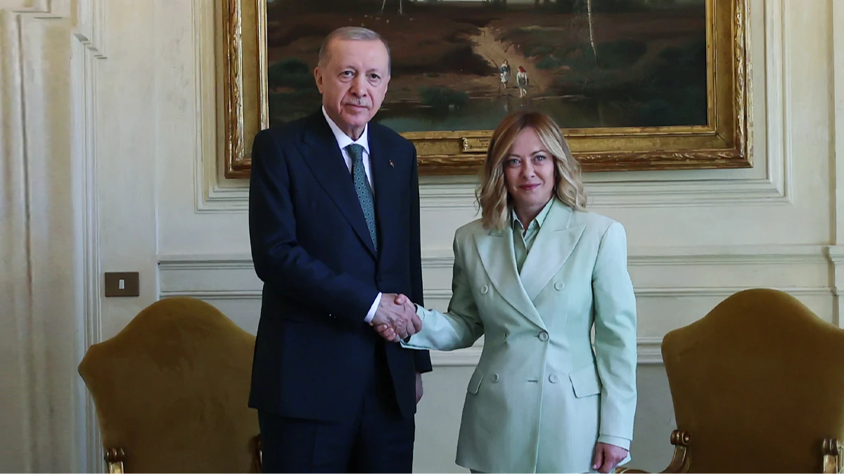 Cumhurbaşkanı Erdoğan İtalya'da açıkladı: Ticaret hedefimiz 40 milyar dolar Cumhurbaşkanı Erdoğan İtalya'da açıkladı: Ticaret hedefimiz 40 milyar dolar