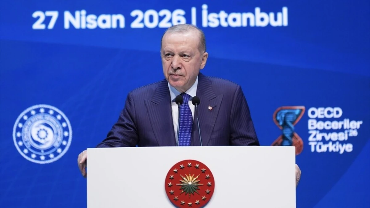 Cumhurbaşkanı Erdoğan: Meslekler dönüşüyor, istihdam alanında ezberler bozuluyor Cumhurbaşkanı Erdoğan: Meslekler dönüşüyor, istihdam alanında ezberler bozuluyor