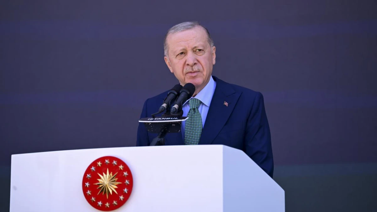 Cumhurbaşkanı Erdoğan: Türk savunma sanayisi adeta destan yazıyor Cumhurbaşkanı Erdoğan: Türk savunma sanayisi adeta destan yazıyor